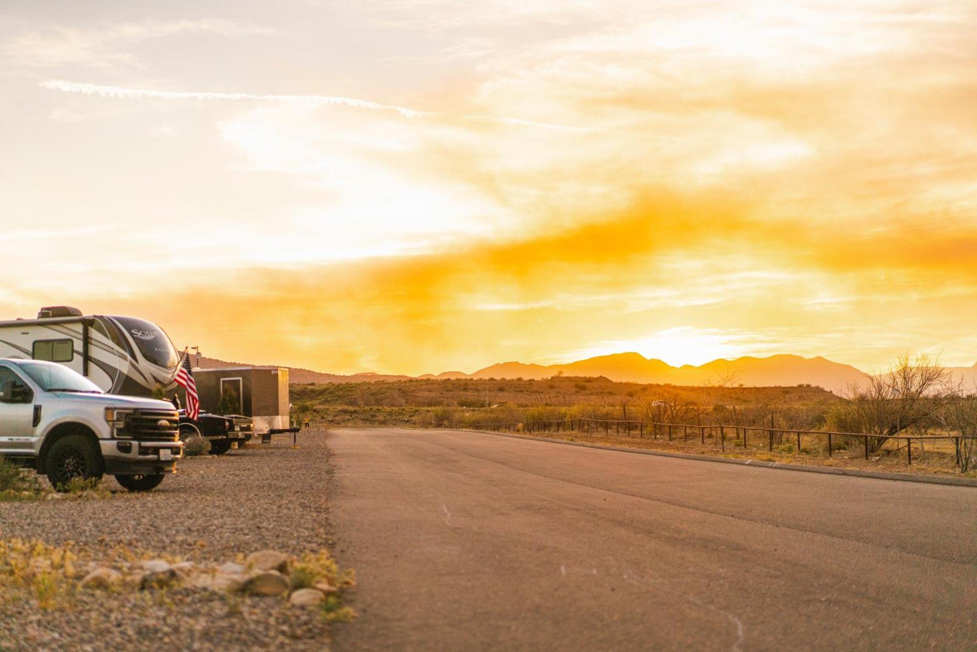 Verde Ranch Rv Resort キャンプ・ベルデ エクステリア 写真